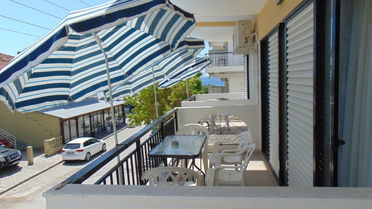 Aparthotel Hause Zorbas Paralia Dionisiou Exterior foto